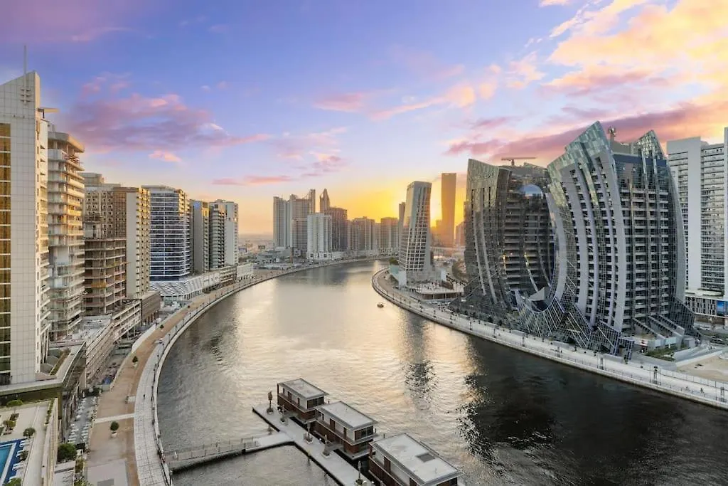 Waves - Fully Equipped Studio For A Perfect Stay In Dubai 0*,  United Arab Emirates